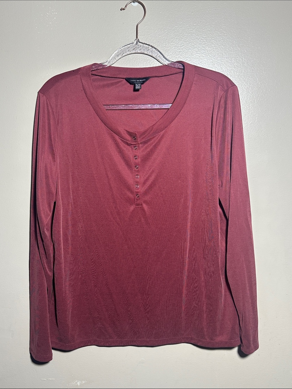 Lucky Brand XL Maroon Long Sleeved Henley Top‎